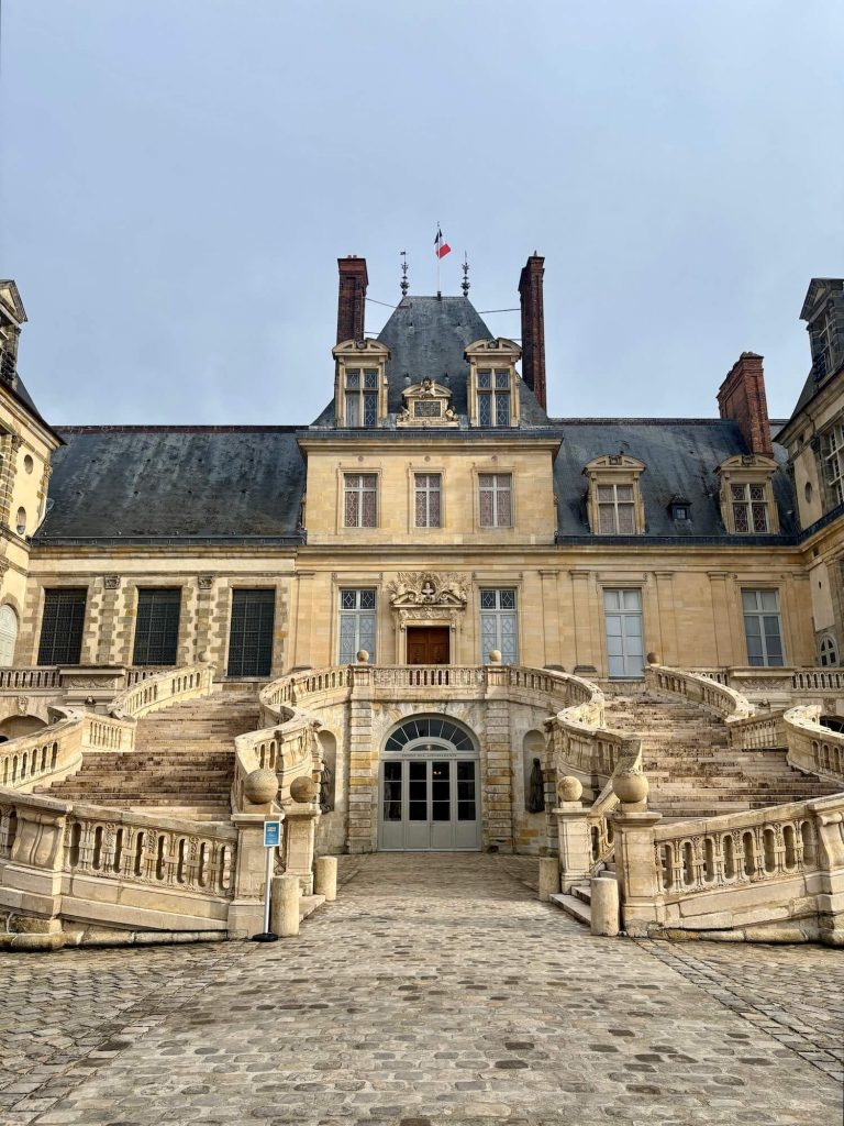 L'escalier en Fer-à-Cheval du Château de Fontainebleau