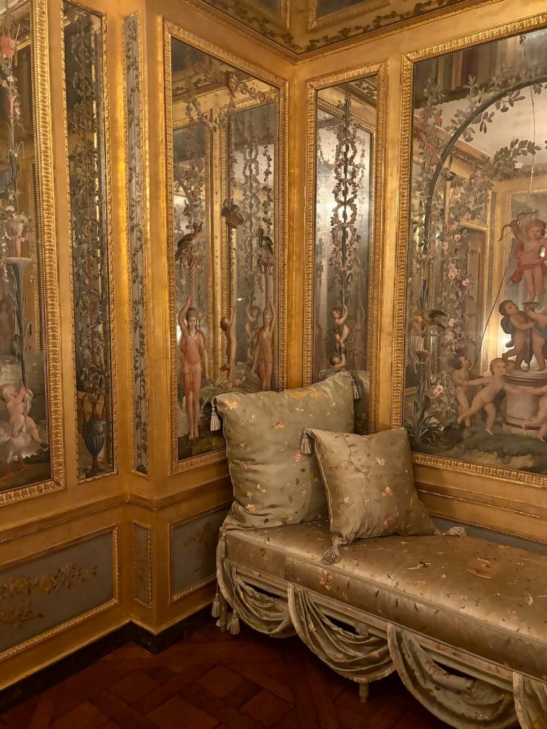 Les intérieurs de l'Hôtel de la Marine à Paris