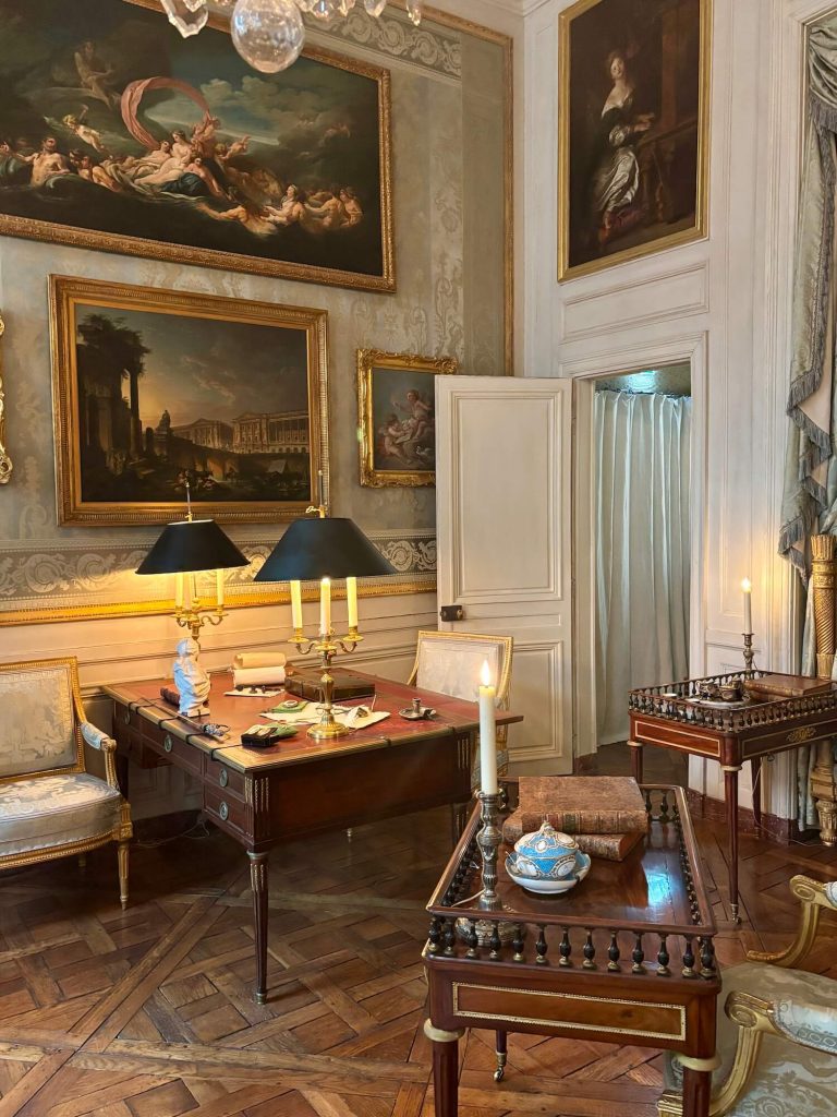 Les intérieurs de l'Hôtel de la Marine à Paris