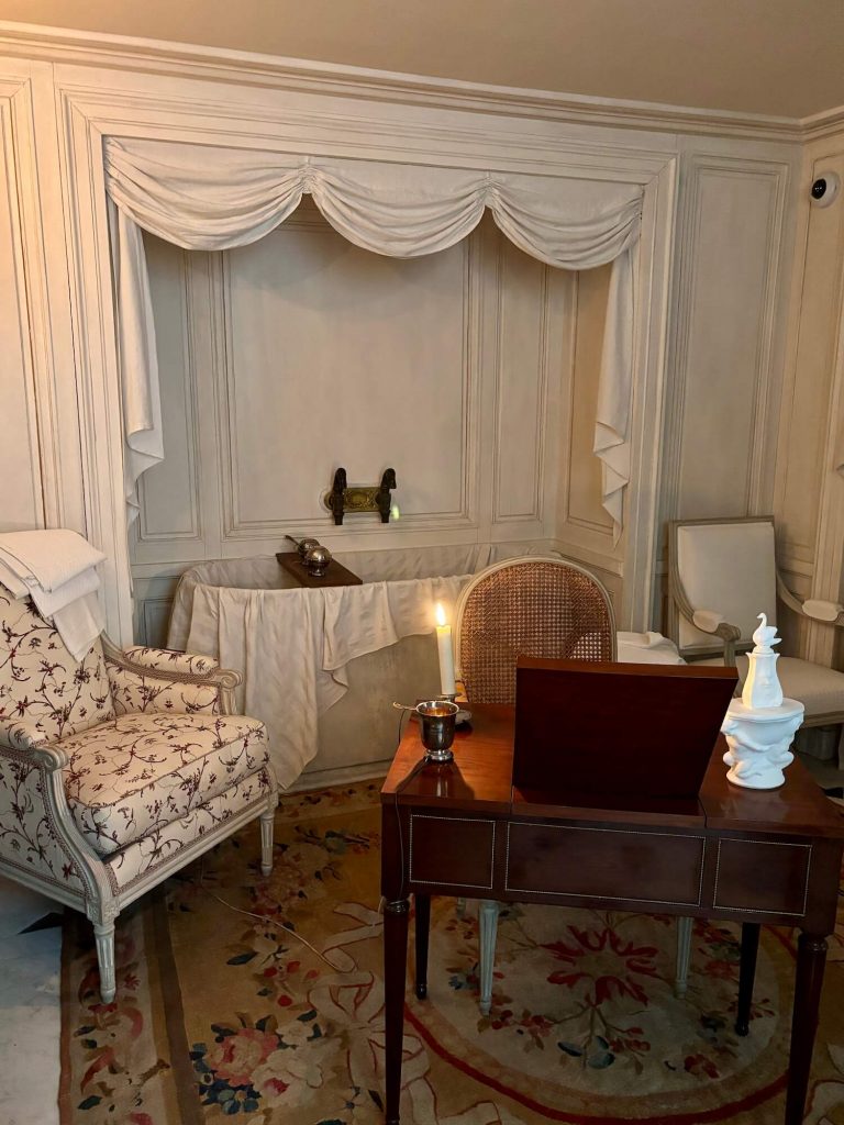 Les intérieurs de l'Hôtel de la Marine à Paris