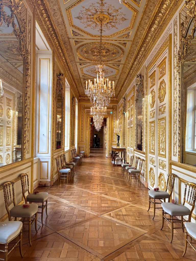 Les intérieurs de l'Hôtel de la Marine à Paris