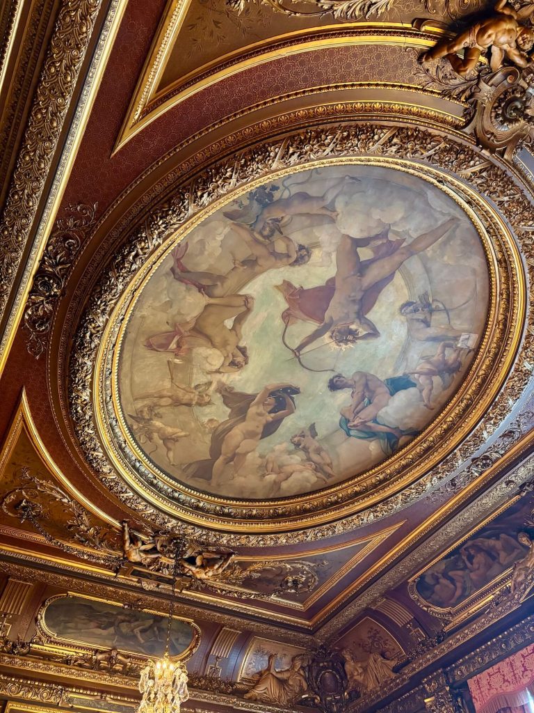 Le plafond du grand Salon de l'Hôtel de la Païva à Paris