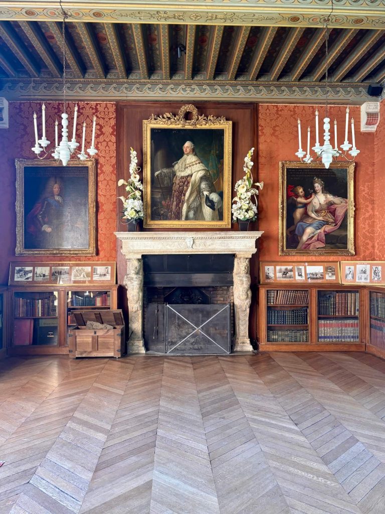 Intérieurs du château de Breteuil