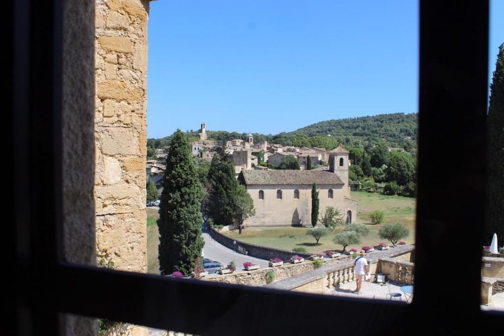 Vue sur le village de Lourmarin