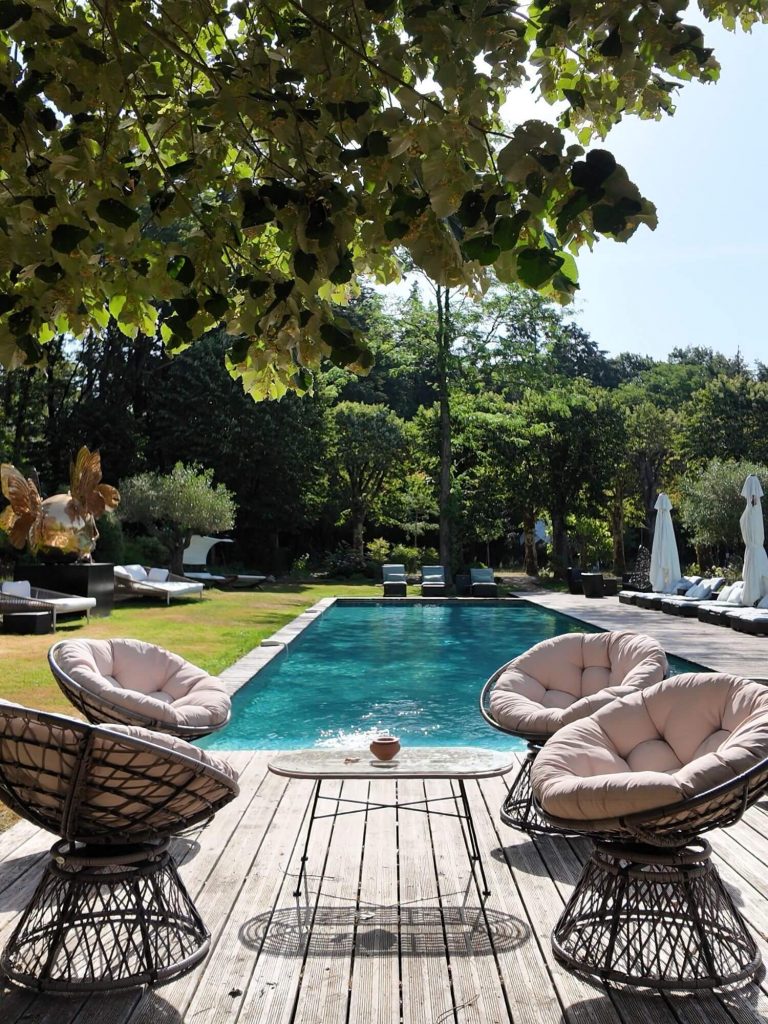 La piscine de Loire Valley Lodges