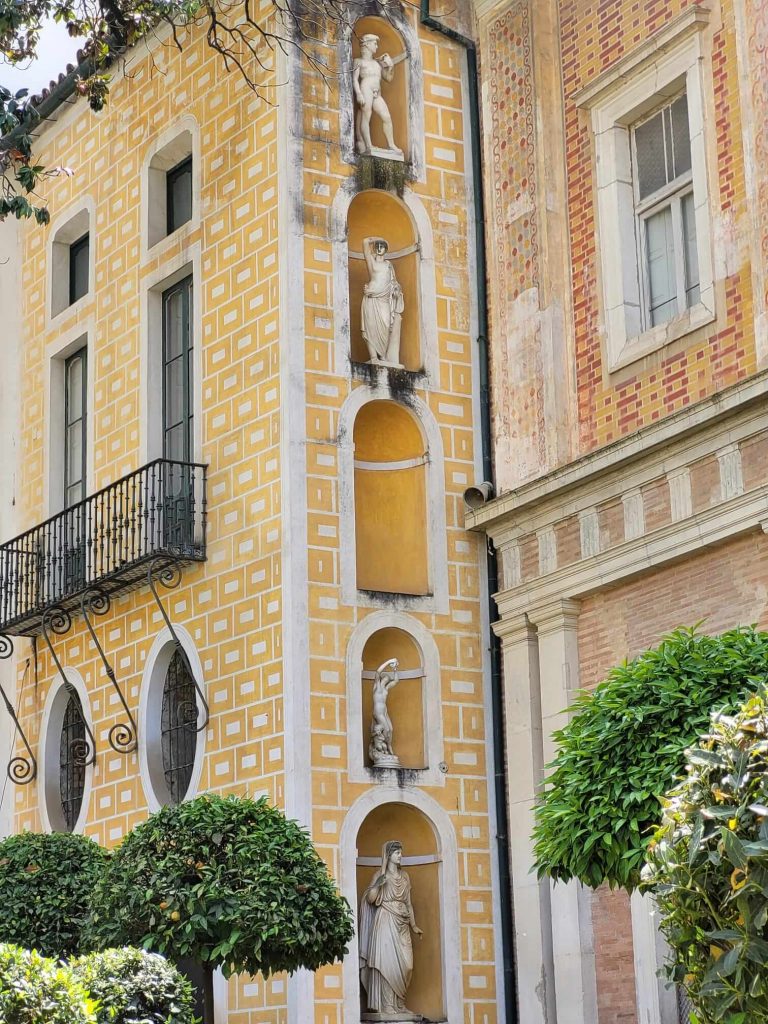 Sculptures dans les jardins