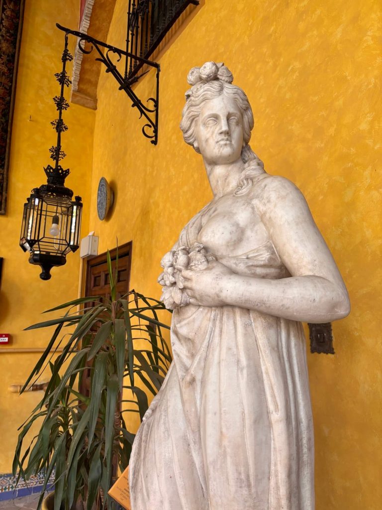 Le patio principal du palais